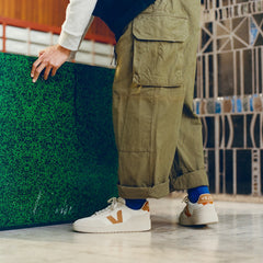 V-90 LEATHER WHITE UMBER